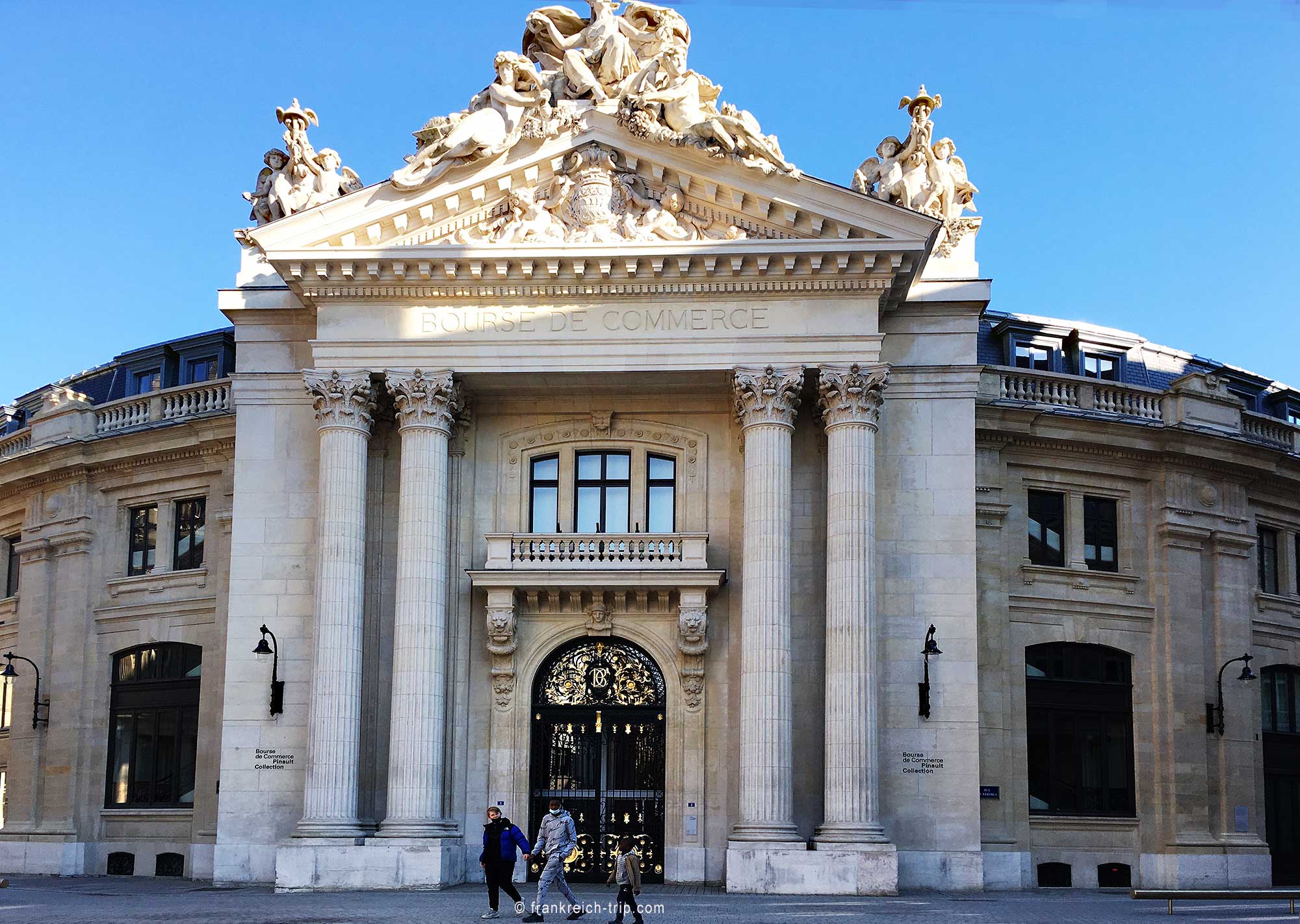 Neues Museum Bourse de Commerce eröffnet