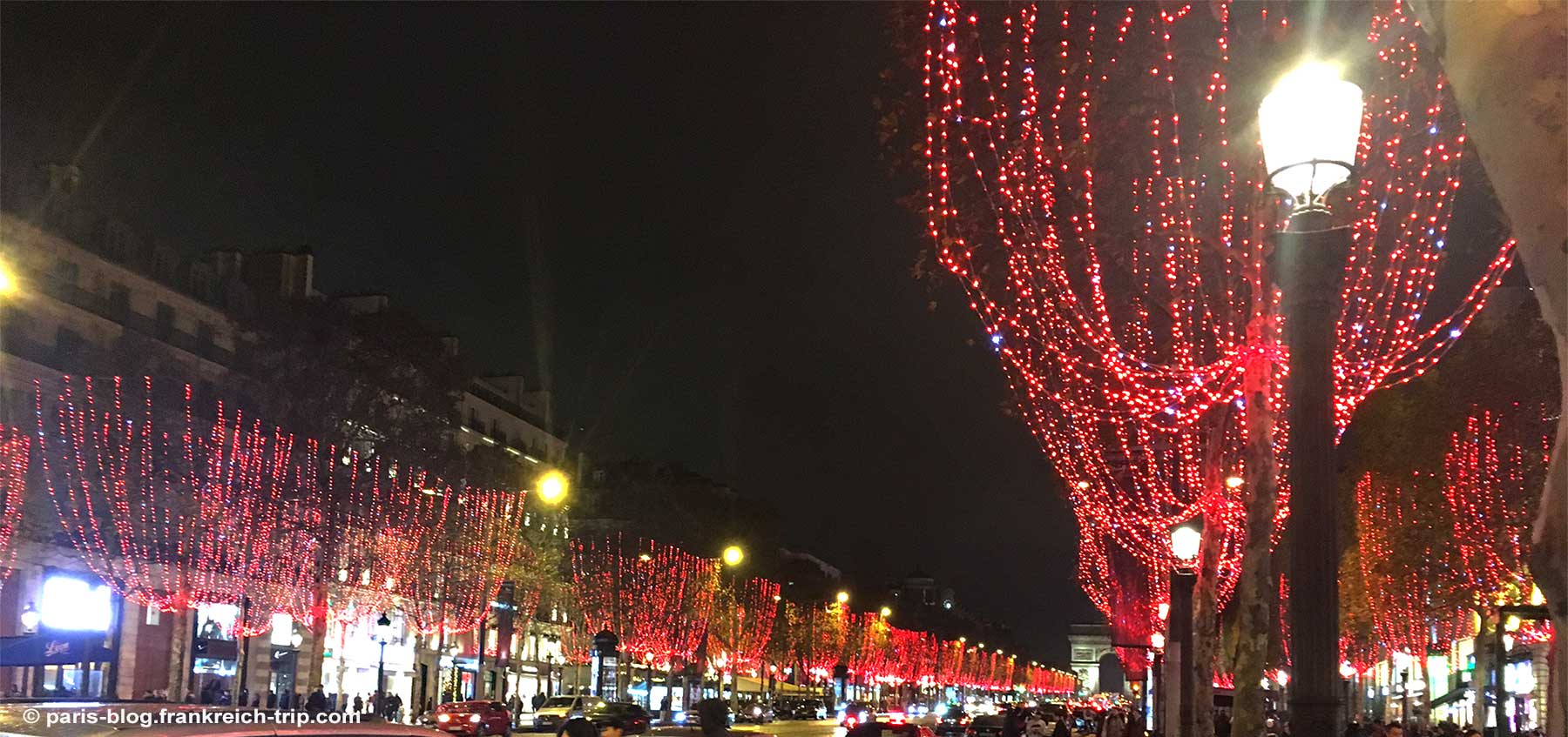Weihnachtsbeleuchtung auf den Champs Elysées