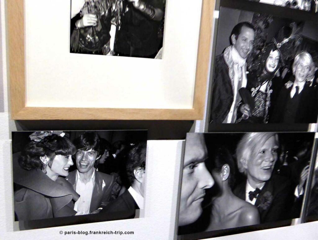 Fotos im Palace Mick Jagger, Warhol, Yves Saint Laurent Ausstellung Gold